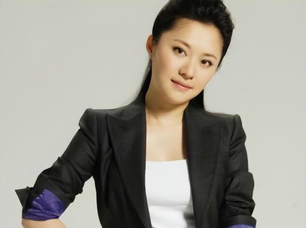 央视紫凝生活条件_央视主持人紫凝工资待遇_主持人紫凝美容容