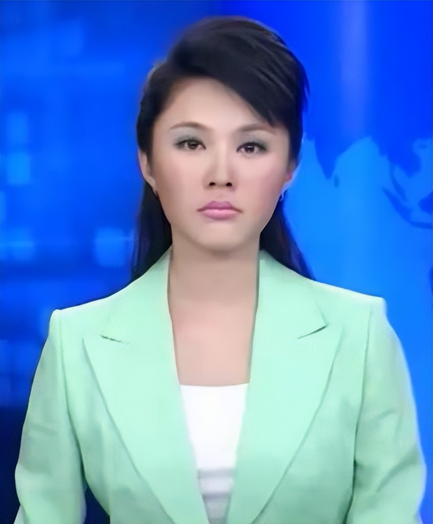 央视最穷酸主持人_主持人紫凝美容容_紫凝主持生涯