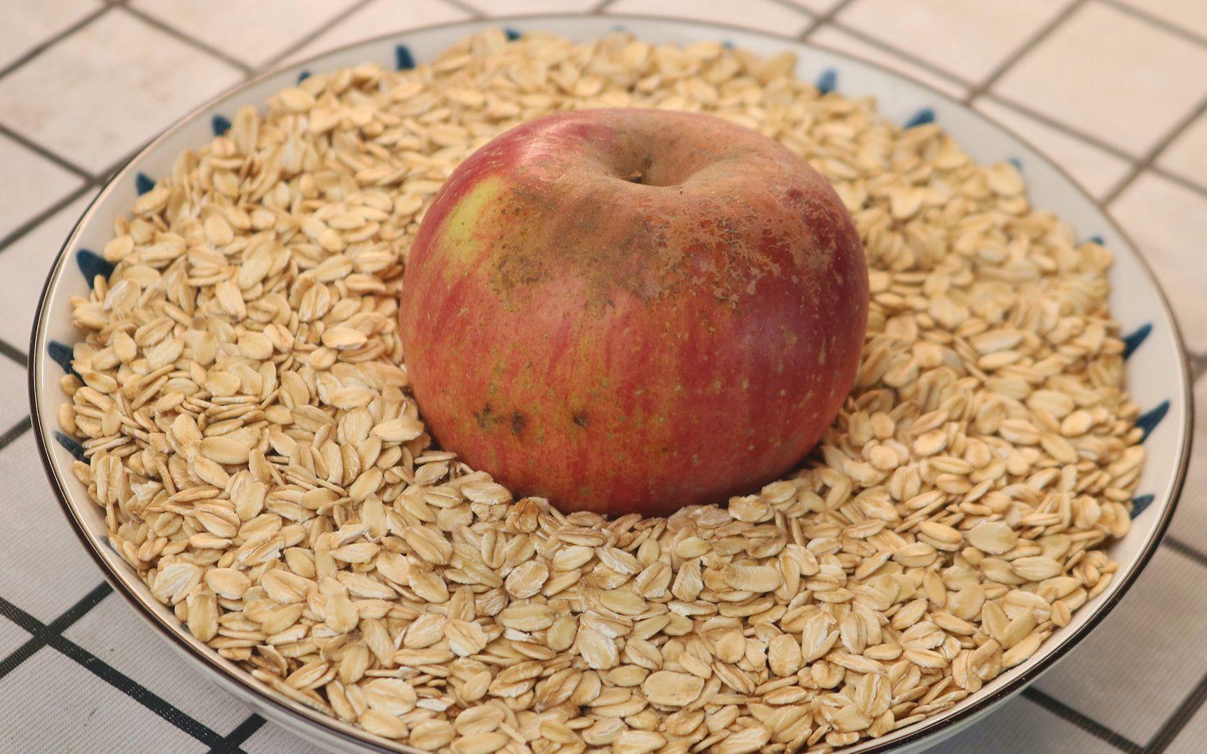 水西瓜_西瓜清肠功效_西瓜如何帮助肠道蠕动