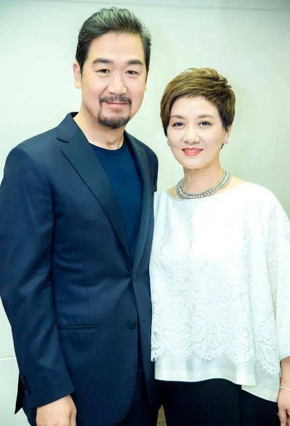 张国立前妻罗秀春_罗秀春32年人生经历_张国立前妻 urlifengcom