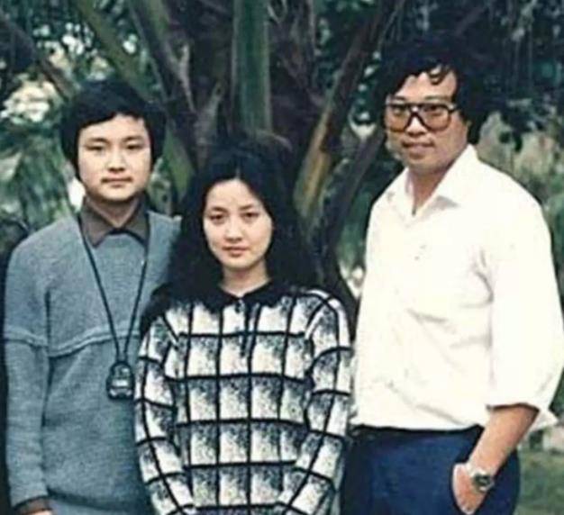 张国立前妻 urlifengcom_张国立罗秀春离婚后生活现状_张国立邓婕罗秀春前妻背叛婚姻故事