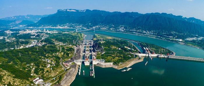 “超级工程”渐行渐近，重庆破局，宜昌“躺赢”？