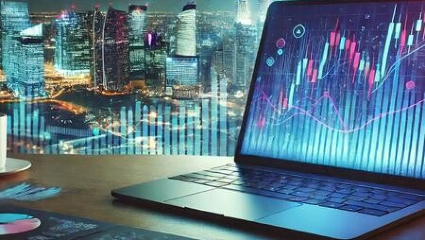 A股午盘：军工股领涨创业板指涨近1%，超3500股上涨，银行券商走弱