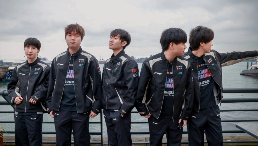 T1 3-0 横扫 BLG 晋级，韩网热议：T1 vs GEN 决胜在即