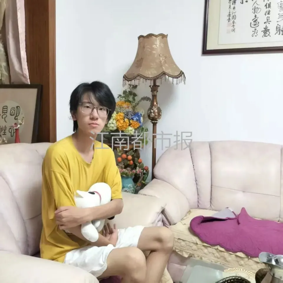 浙江大学生赴柬打工失联15天，母亲跨国寻子暂无音讯