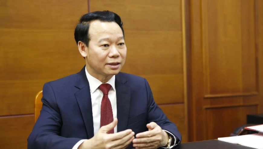 越南“70后”部长杜德维上任150天即遭警告，或成部委精简后首位下台高官