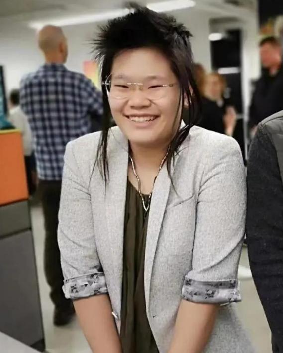 毕凌网络暴力事件_毕福剑饭局照片_毕福剑酒后失言事件