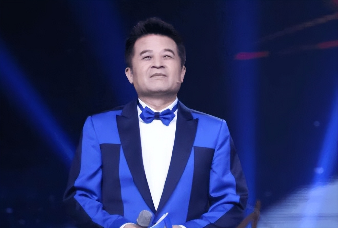 毕福剑酒后失言事件_毕福剑饭局照片_毕凌网络暴力事件