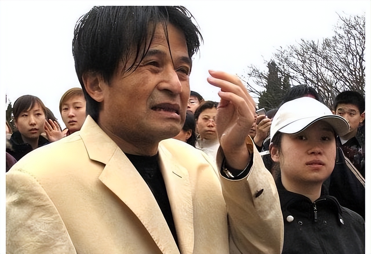 毕福剑 退休生活 画室_毕福剑饭局照片