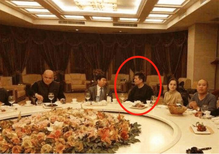 毕福剑写错字事件_毕福剑近况_毕福剑饭局照片