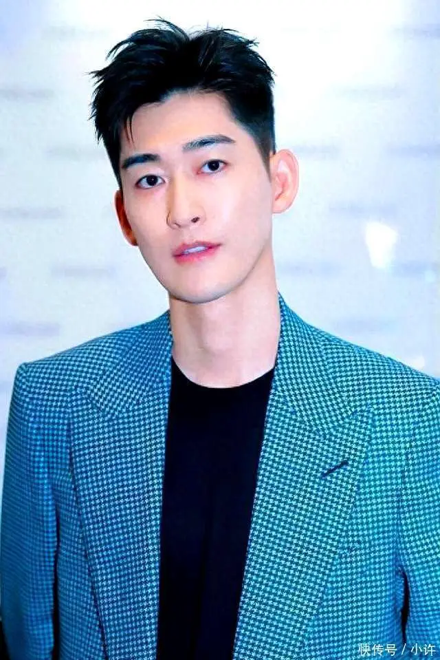 张翰：从慕容云海到霸总专业户，为何人气下滑？鲜肉变腊肉的背后