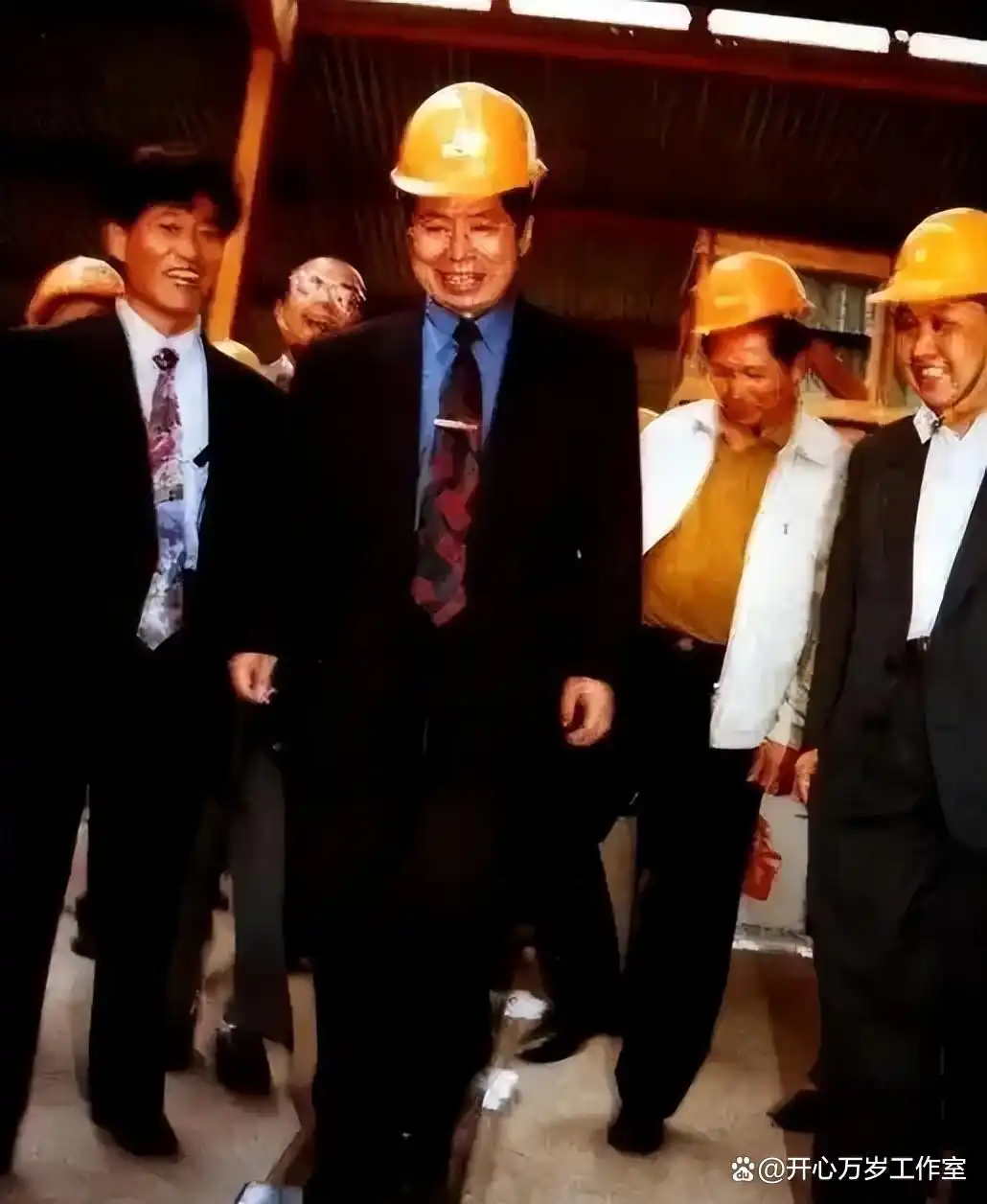 高严就是高岗的儿子 高严情妇杨珊照片(一)_高严贪污潜逃案_高严贪腐案细节