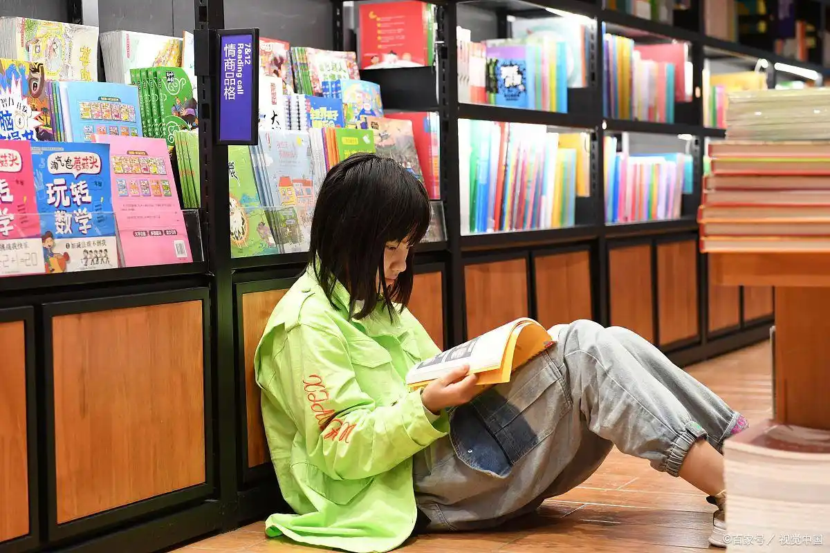 青年奋斗主题文章_时评写作技巧_我的中国梦时事热点