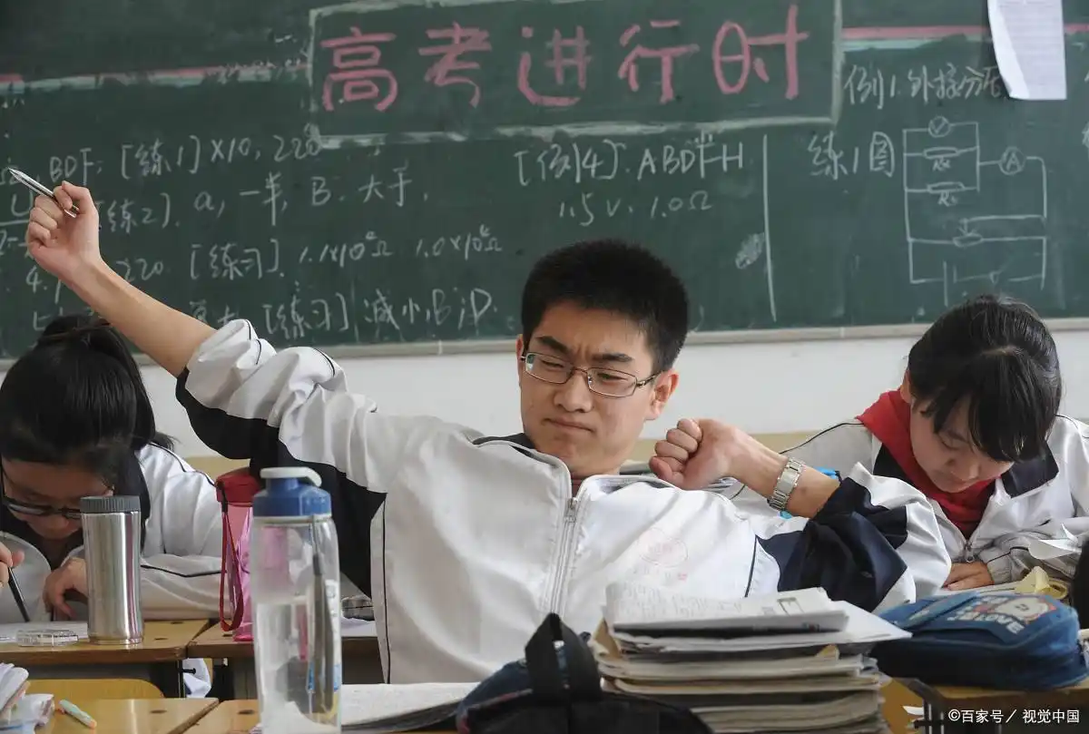 青年奋斗主题文章_我的中国梦时事热点_时评写作技巧