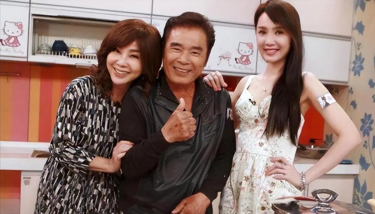 雷洪发妻支持经历_雷洪五房妻子_雷洪六位妻子