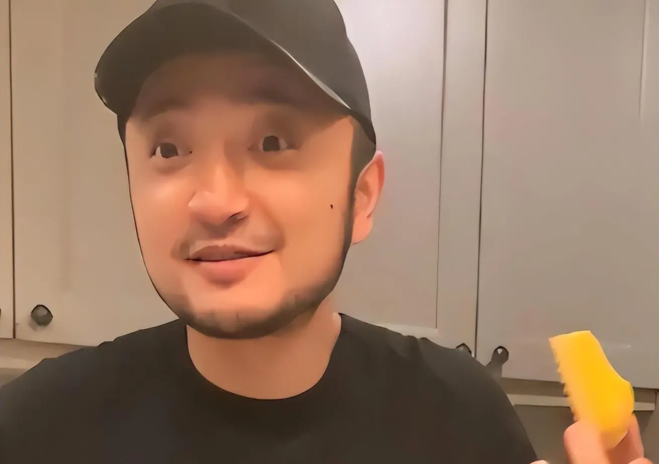 欧阳夏丹还在央视吗_尼格买提 央视主持人 职业风波