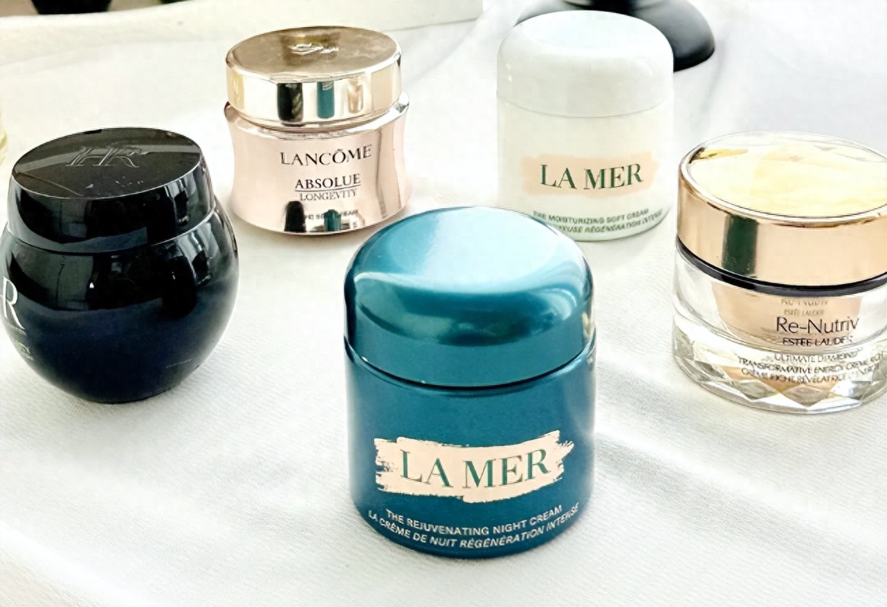 使用护肤品有哪些好处？哪款面霜抗皱紧致效果好？看这里