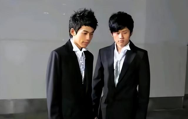 07届快男张杰关系不和_张杰苏醒矛盾原因_张杰给苏醒关门