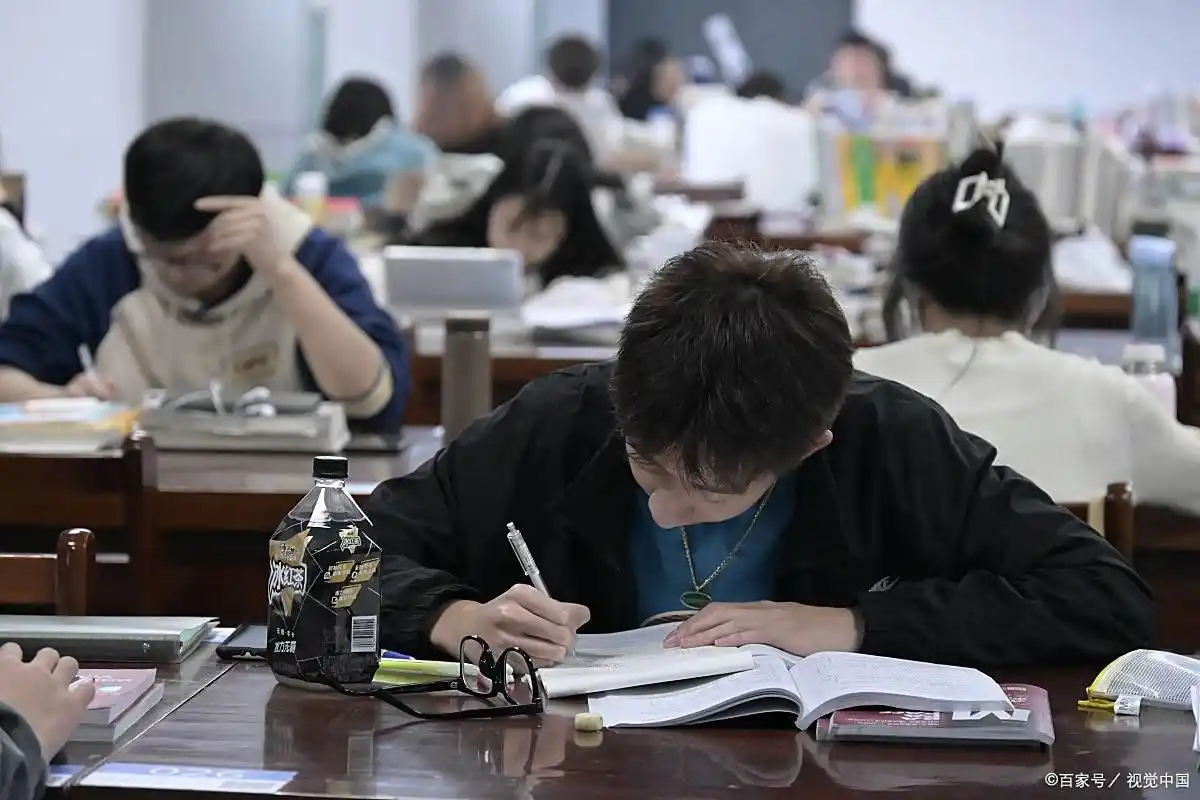 基础数学应用数学就业前景_数学专业考研方向_计算机金融研究生专业发展方向