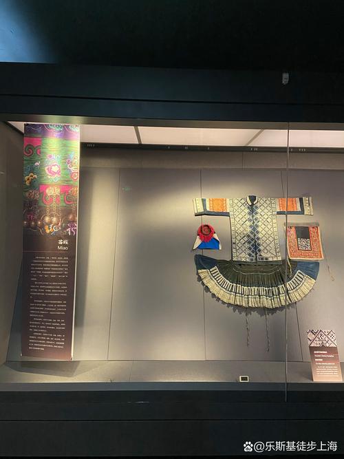 文化自信与文化责任系列展览_上海纺织服饰博物馆_东华大学纺织服饰博物馆到上海财经大学