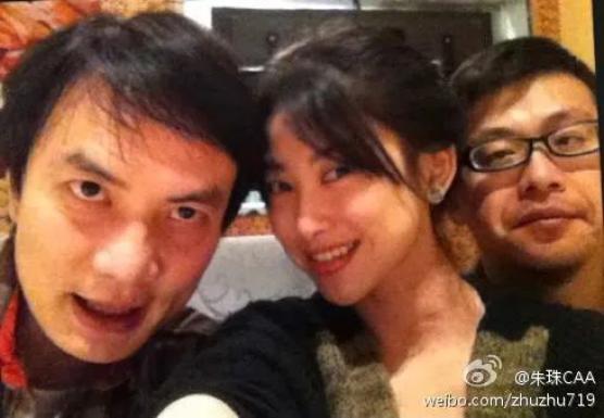 朱珠 婚礼 新郎 王昀佳_朱梓骁结婚了吗