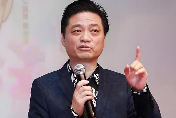 崔永元坚持科普转基因，他的提案到底关注什么？为什么自费拍纪录片？