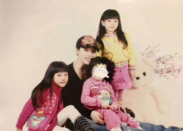 金秀贤父母离婚_金秀贤AI合成语音 聊天记录造假 警方认定冤案