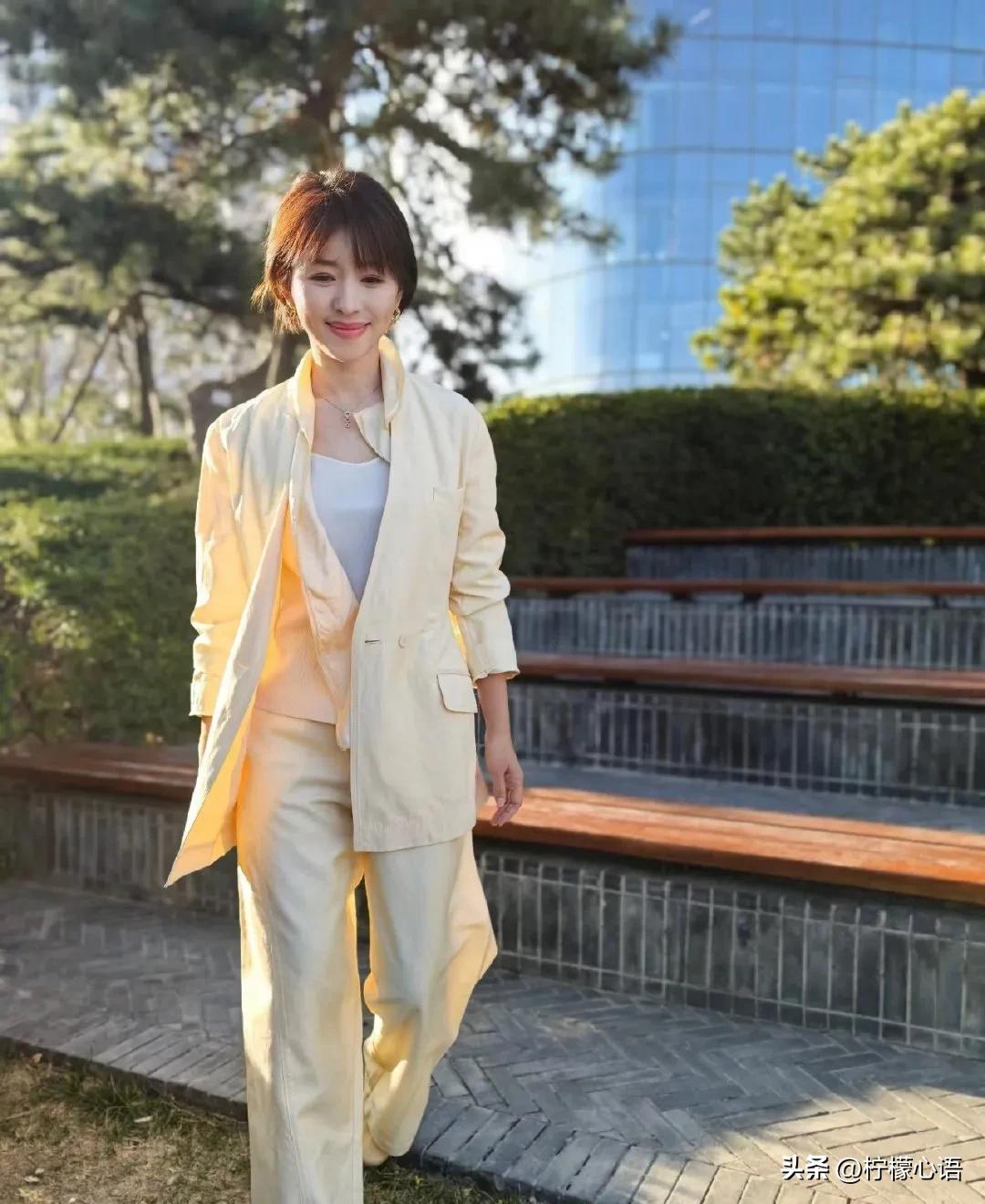 欧阳夏丹三亚演唱会_欧阳夏丹近况_欧阳夏丹出境图片