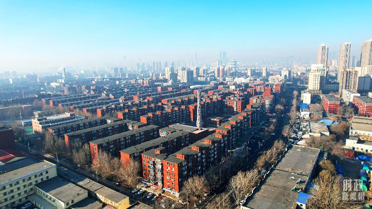 近一周时事新闻_习近平总书记在辽宁考察_总书记关注市场供应