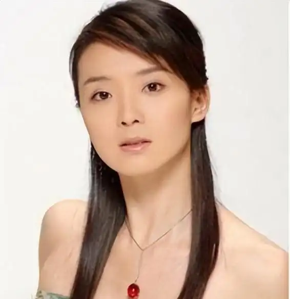 王艳跟王志才的照片_王艳 事业与家庭平衡_王艳 演艺生涯与婚姻生活