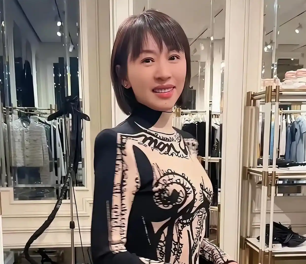 欧阳夏丹 央视离职原因_欧阳夏丹 单身生活选择_央视女主持人欧阳夏丹