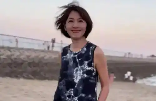 欧阳夏丹央视主持人到网红博主转变_央视女主持人欧阳夏丹_欧阳夏丹人生经历和选择