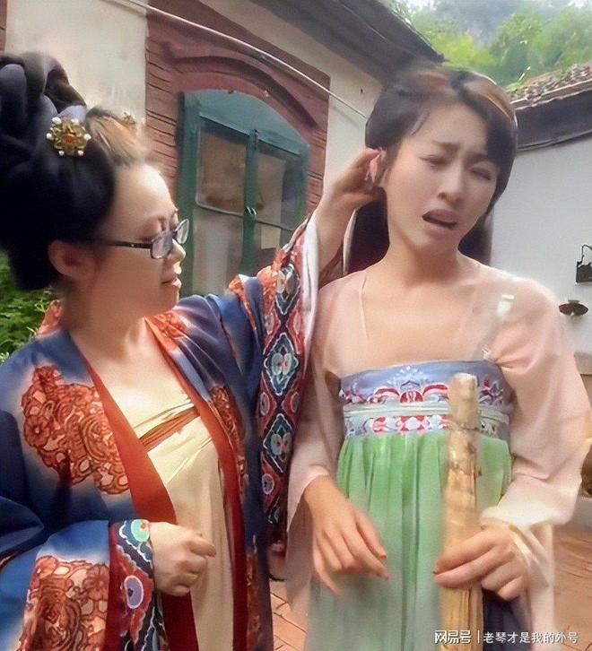 央视女主持人欧阳夏丹_欧阳夏丹 央视国脸 消失五年 自媒体转型