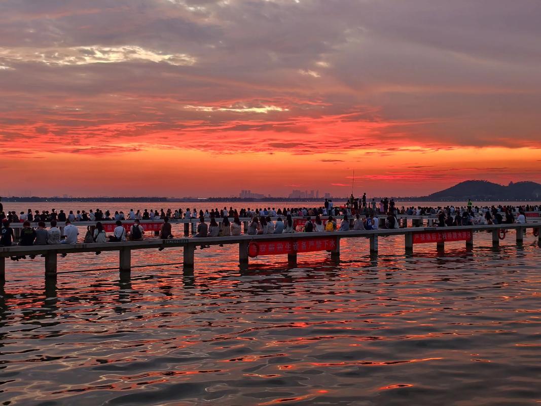 后沙峪镇罗马东湖生态治理工程_后沙峪金融商务区规划_罗马东湖滨水景观提升