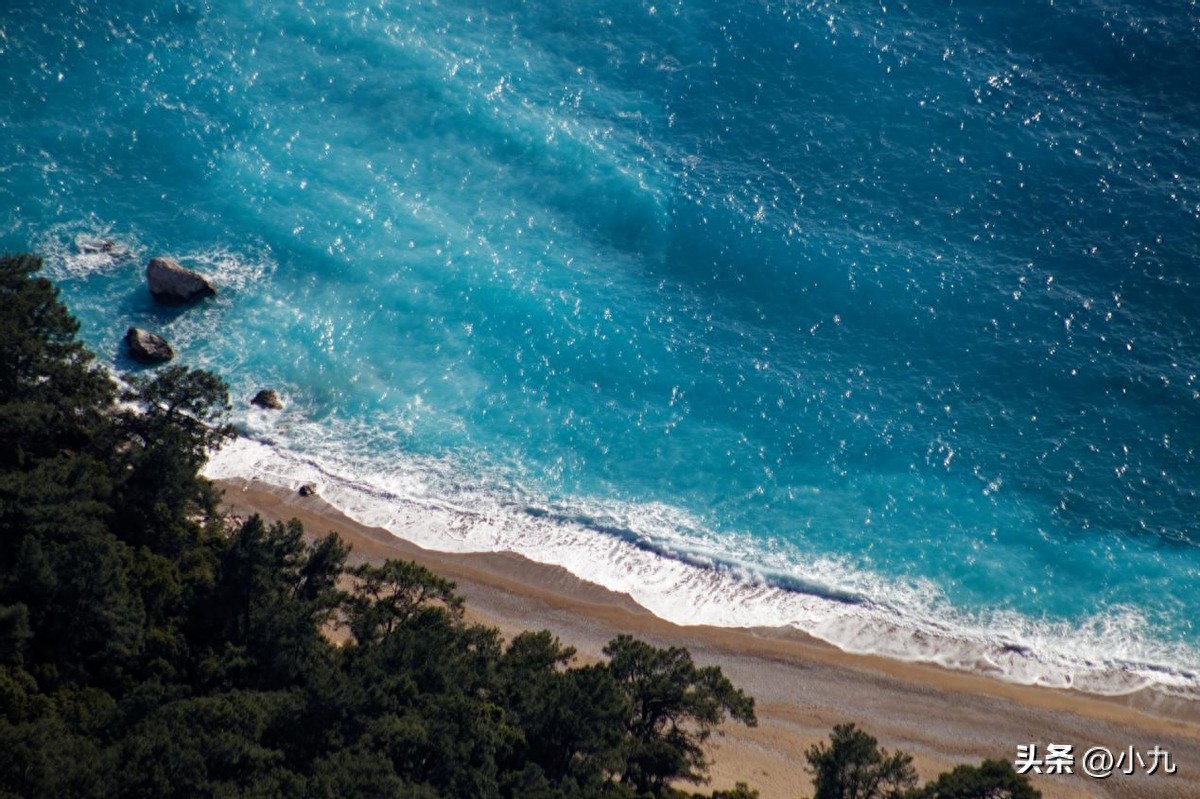 写文章有节奏超重要！标点使用和句子长短是关键
