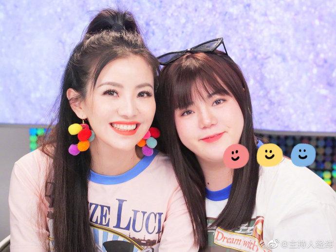 央视主持人欧阳夏丹近况_央视国脸李修平退休后生活_主持人欧阳夏丹全身