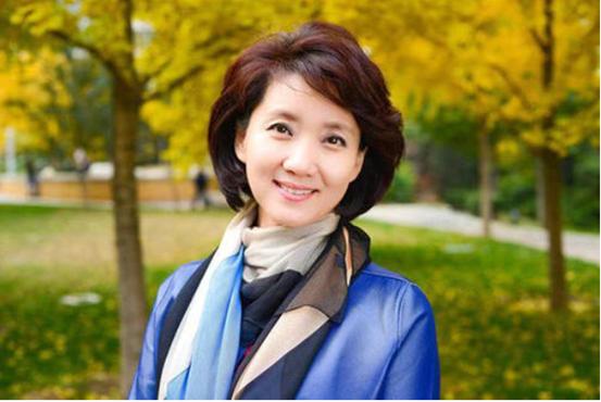 央视主持人欧阳夏丹近况_央视国脸李修平退休后生活_主持人欧阳夏丹全身