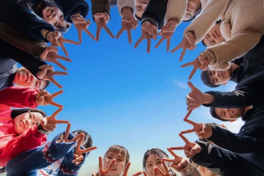 哪张照片,能定义你的2025年?先看看他们的答案