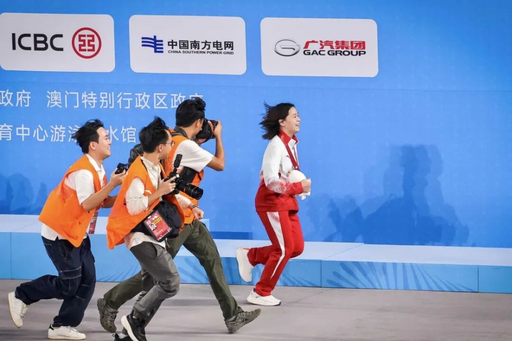 哪张照片,能定义你的2025年?先看看他们的答案