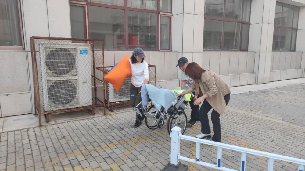 哪张照片,能定义你的2025年?先看看他们的答案