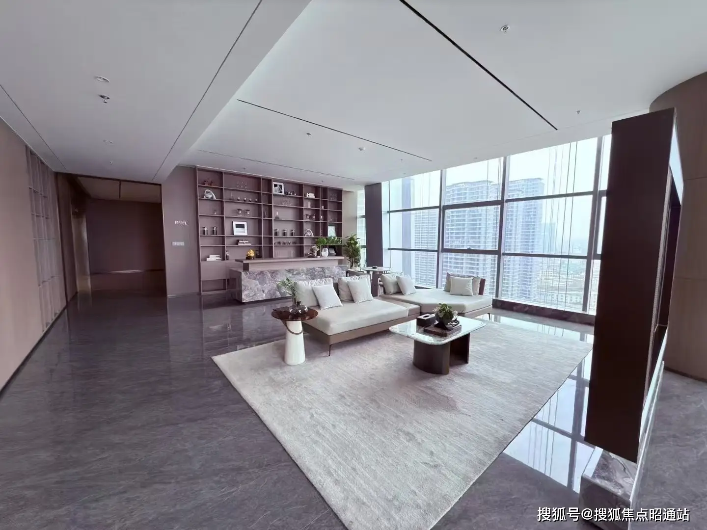 钰龙金融中心_昆明巫家坝写字楼_龙湖时代金融中心商业LOFT