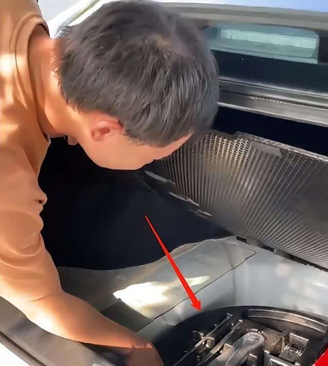 备胎使用技巧_备胎 多长时间 充气_更换备胎步骤
