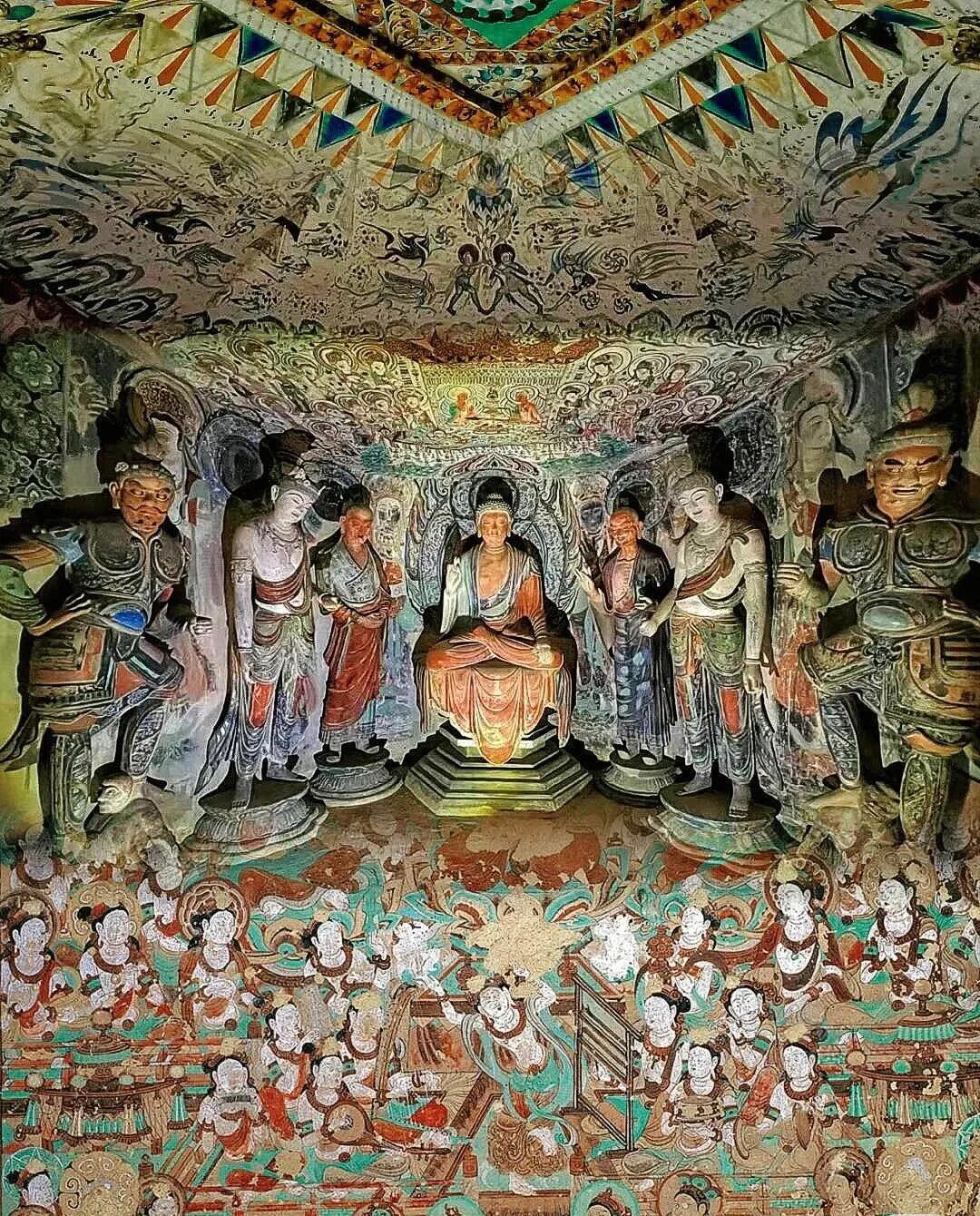 莫高窟彩塑艺术_敦煌莫高窟特点_敦煌莫高窟壁画