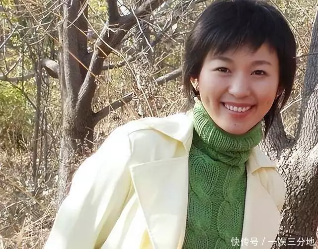 欧阳夏丹不主持新闻联播了吗_欧阳夏丹 主持生涯 48岁不婚不育