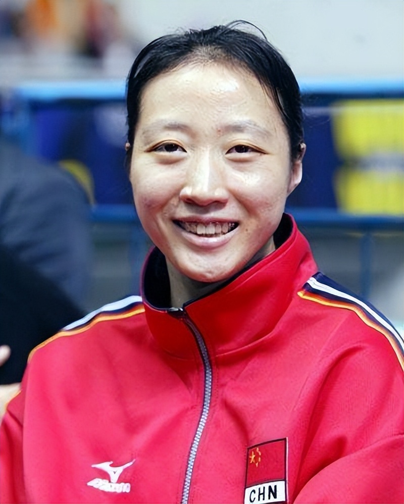 梁艳 中国女排五连冠 女排运动员_女排梁艳的女儿