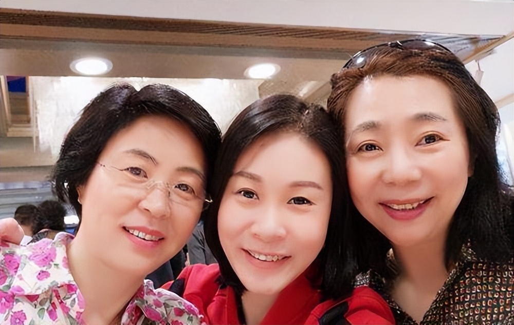 女排梁艳的女儿_梁艳 中国女排五连冠 女排运动员