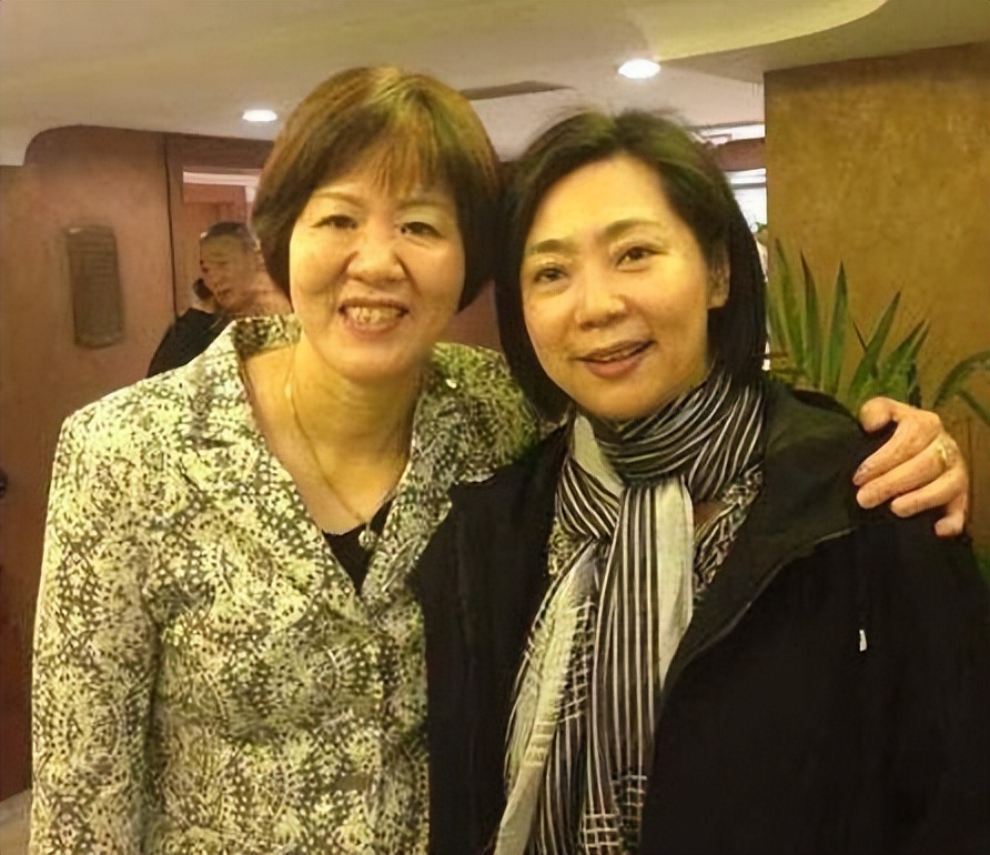 梁艳 中国女排五连冠 女排运动员_女排梁艳的女儿