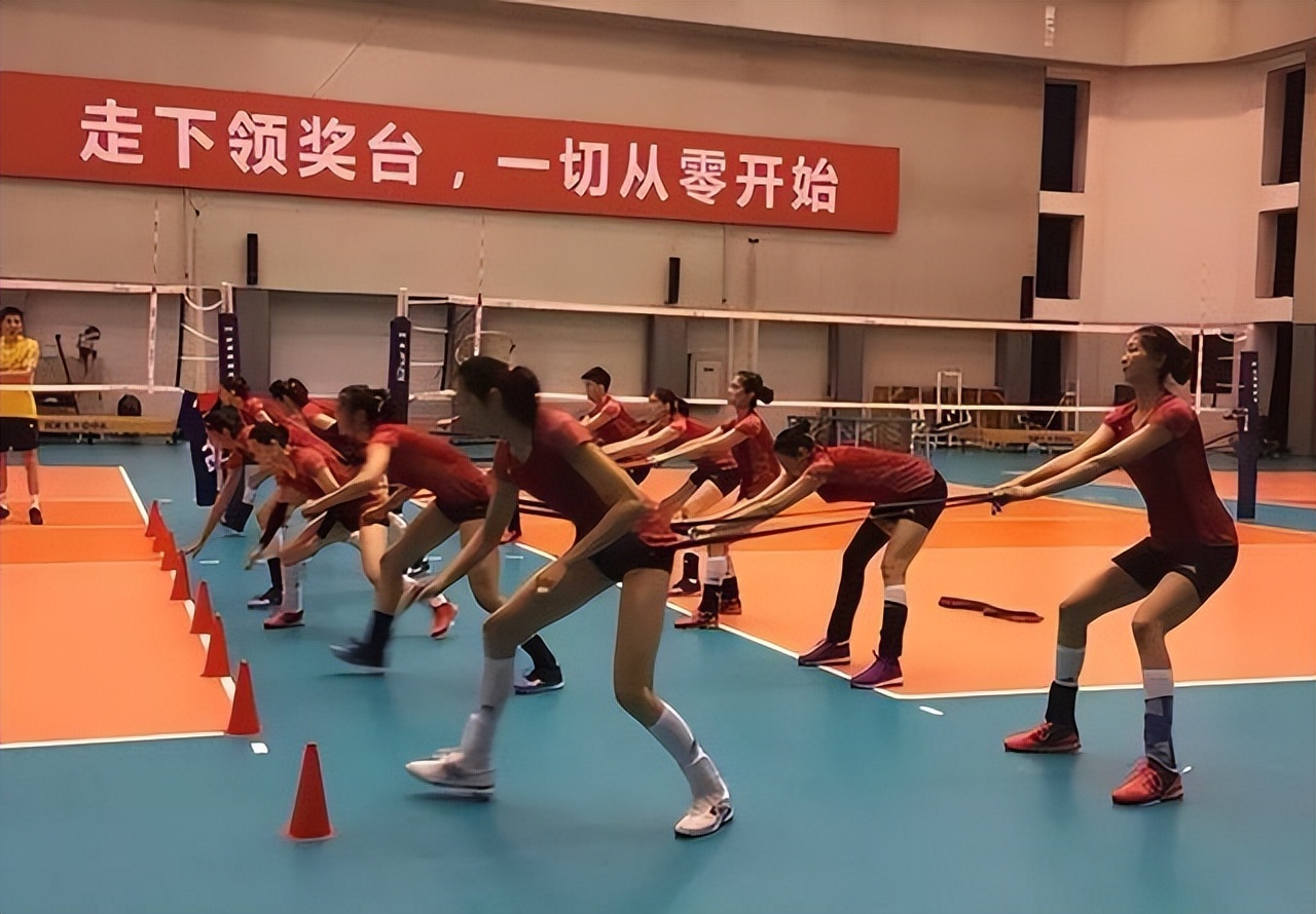 女排梁艳的女儿_梁艳 中国女排五连冠 女排队员 退役