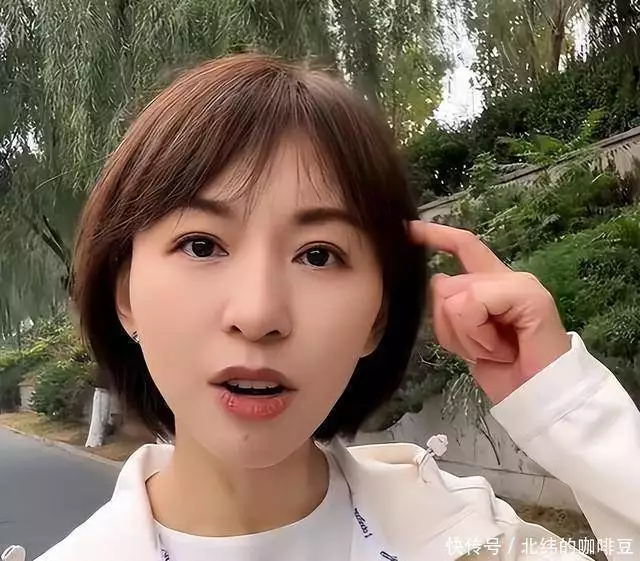 欧阳夏丹不主持新闻联播了吗_欧阳夏丹 央视主持人 抖音博主_欧阳夏丹 央视离职原因 抖音发展