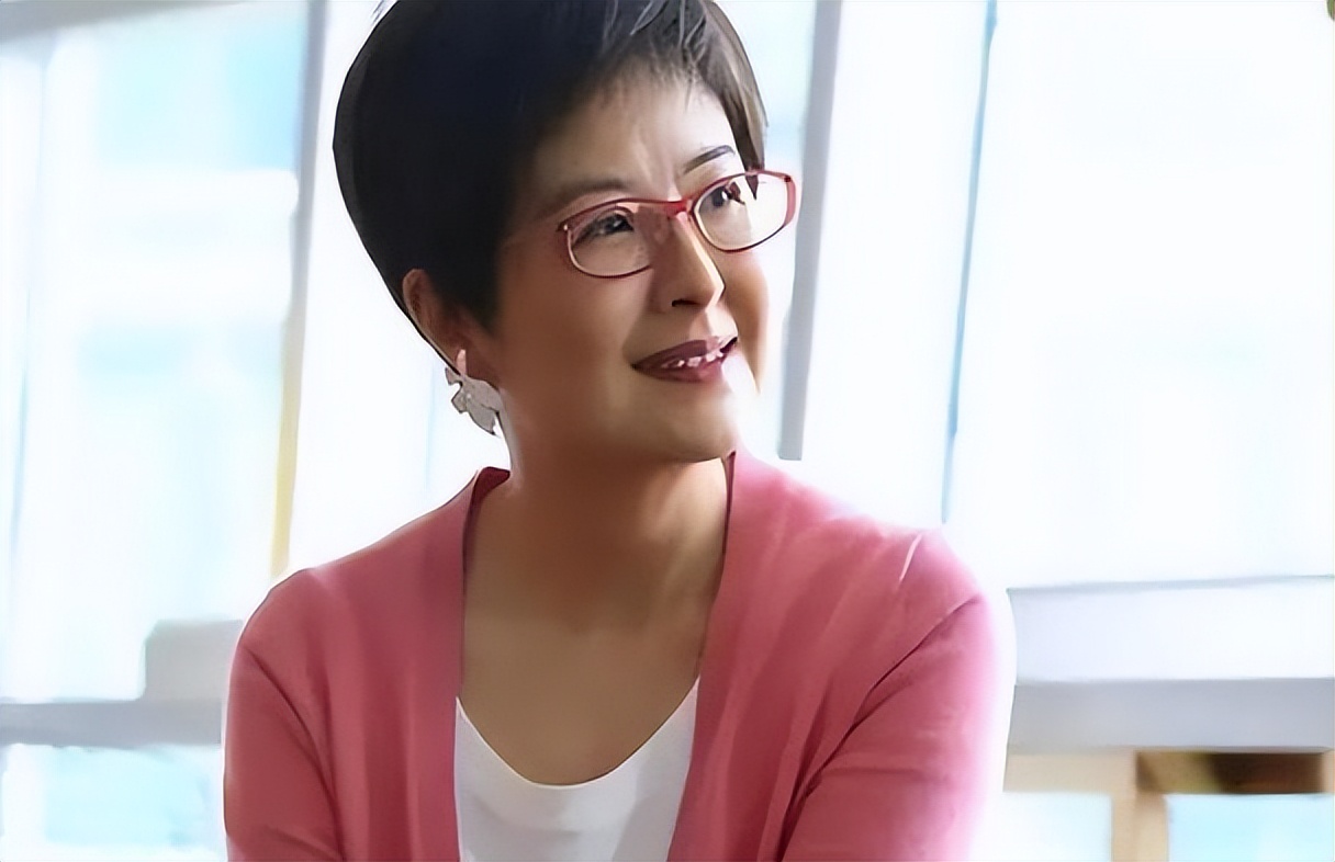 张泉灵主持生涯及个人经历_张泉灵北大演讲听后感_张泉灵央视辞职转型创投圈